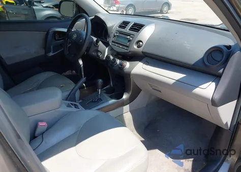 2012 Toyota Rav4 z USA, uszkodzony, nr VIN 2T3ZF4DV4CW129068